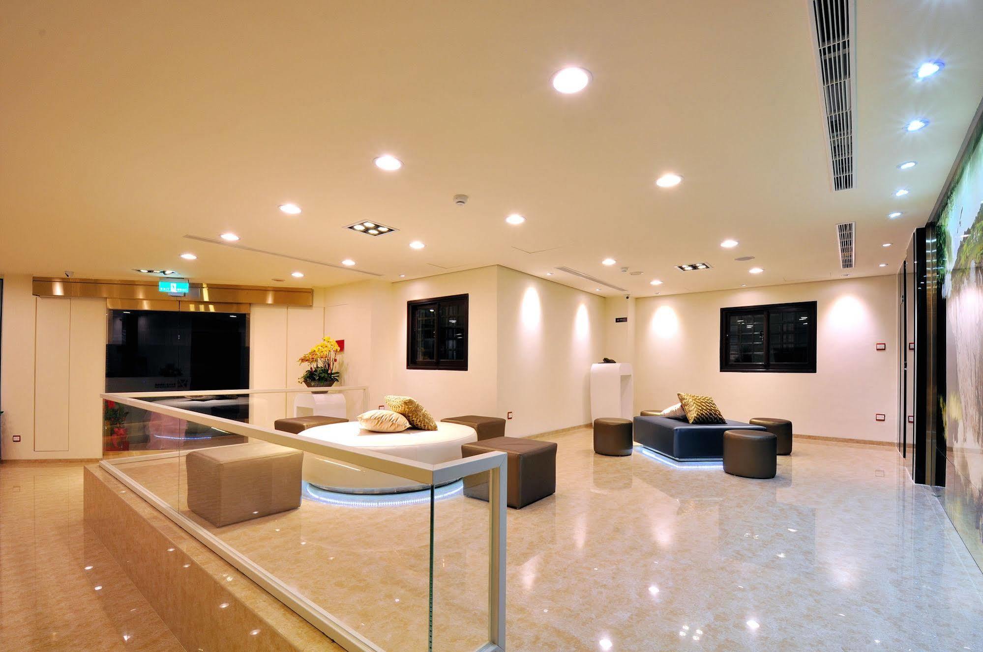 Audi Garden Business Hotel Taoyuan Exterior foto