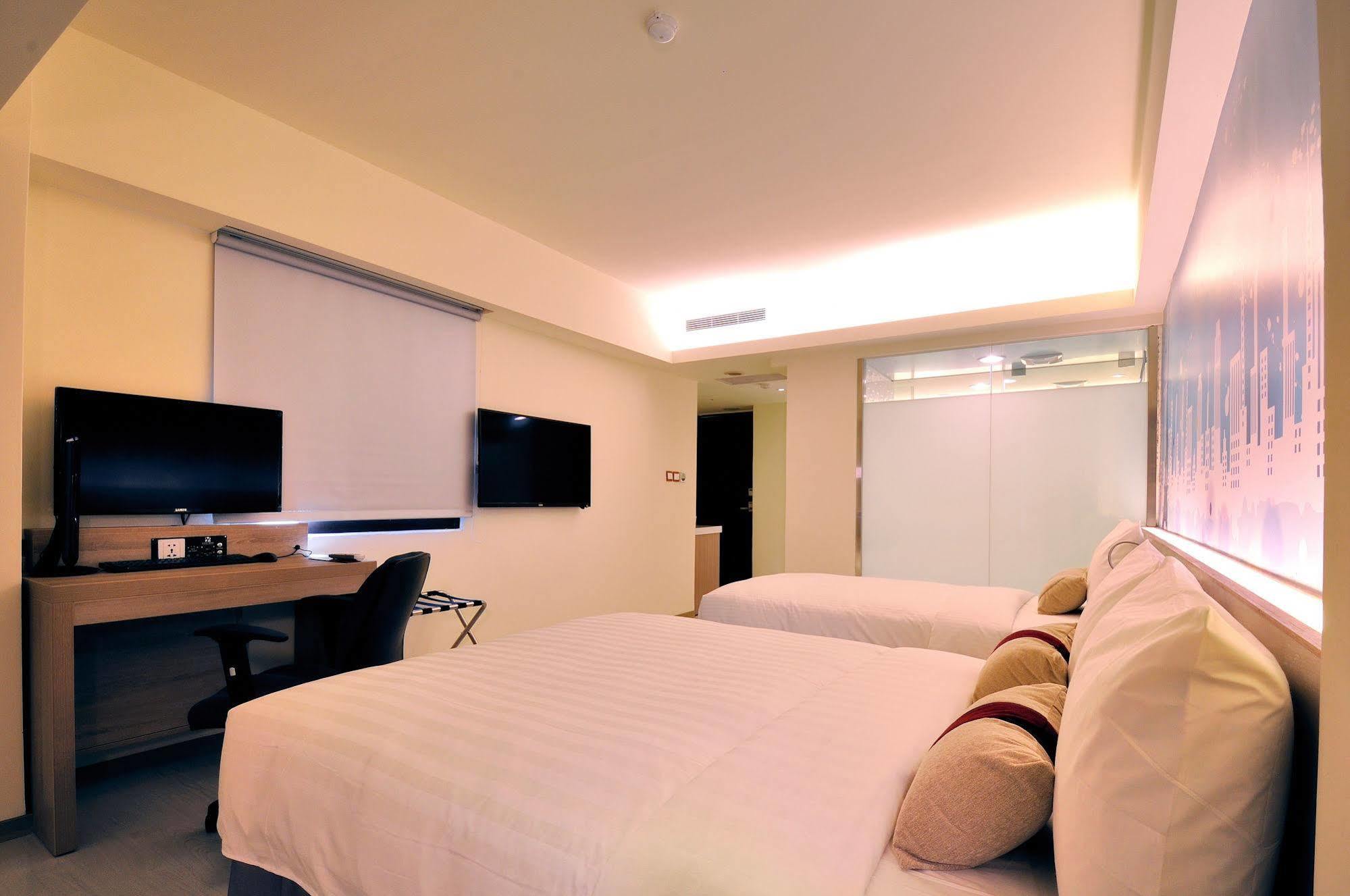 Audi Garden Business Hotel Taoyuan Exterior foto