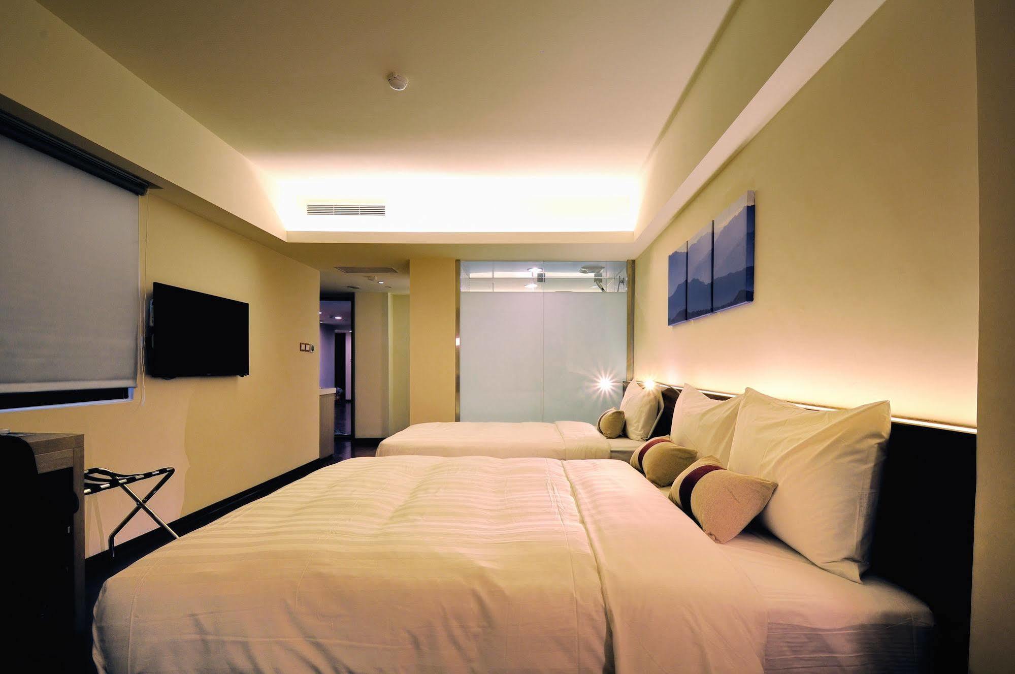 Audi Garden Business Hotel Taoyuan Exterior foto