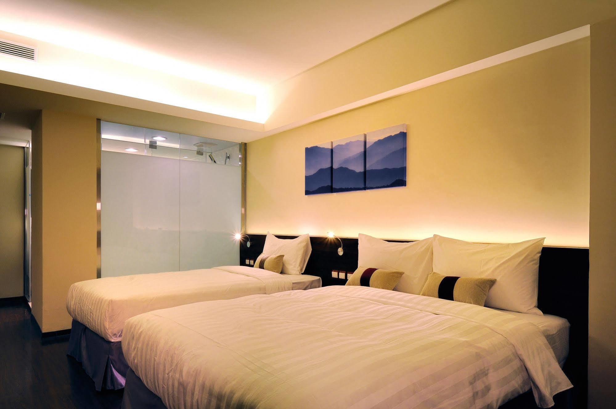 Audi Garden Business Hotel Taoyuan Exterior foto