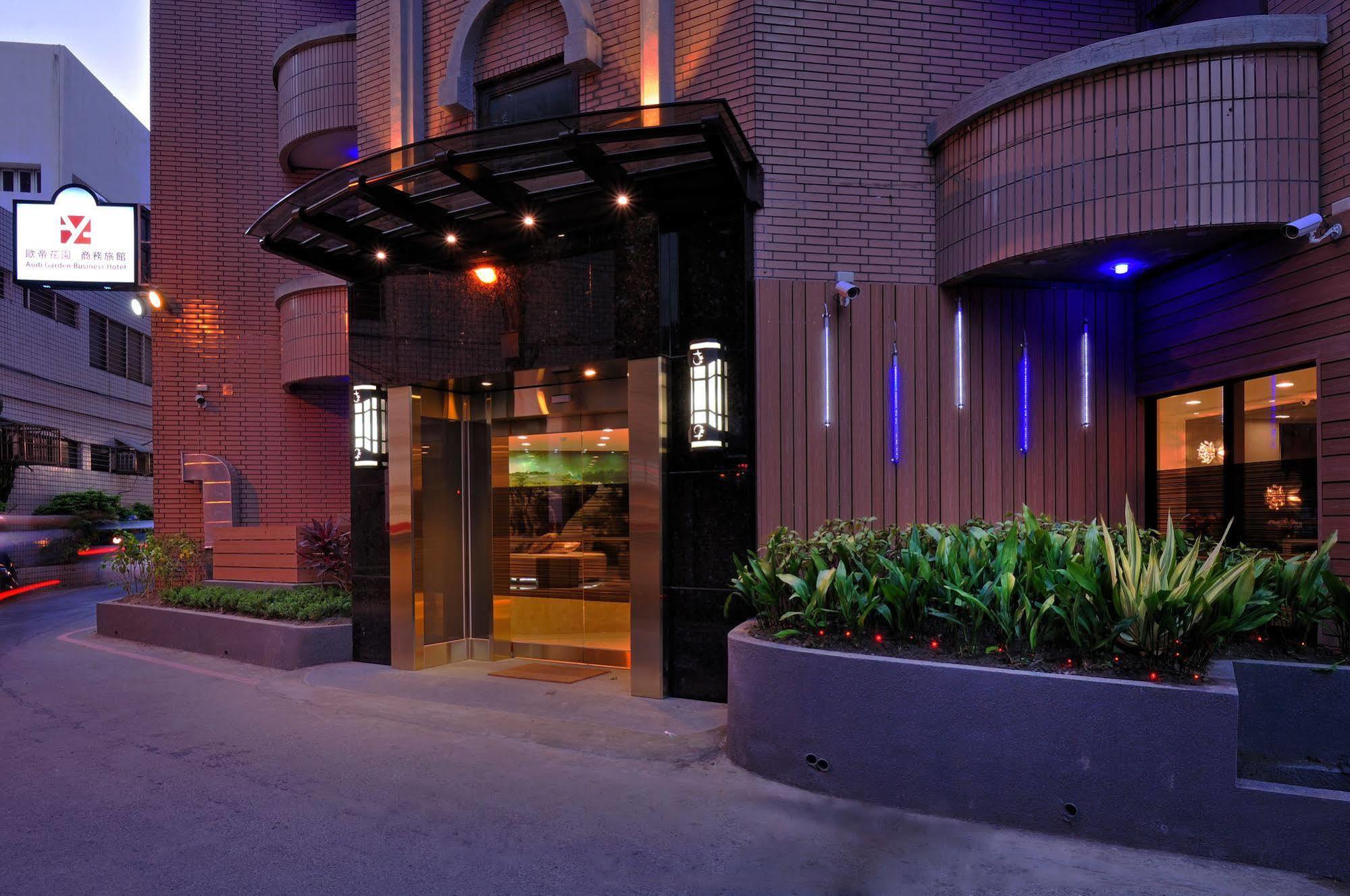 Audi Garden Business Hotel Taoyuan Exterior foto